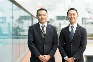 Takashi Yamasaki (balra) és Masaya Harita a Daiwa House Industry Housing Complex Projects Solutions csoporttól. A kép a Daiwa House tulajdona.