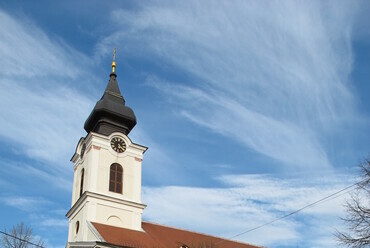 Grosspeterdorf, Katolikus plébánia templom - építőmester: Brenner (IV) János - forrás: Wikipedia/Ueb-at/CC BY-SA 3.0)