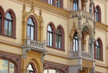 Budapest, Rákóczi út 7., a Stern-ház homlokzatának részlete, Fotó: Kelecsényi Kristóf