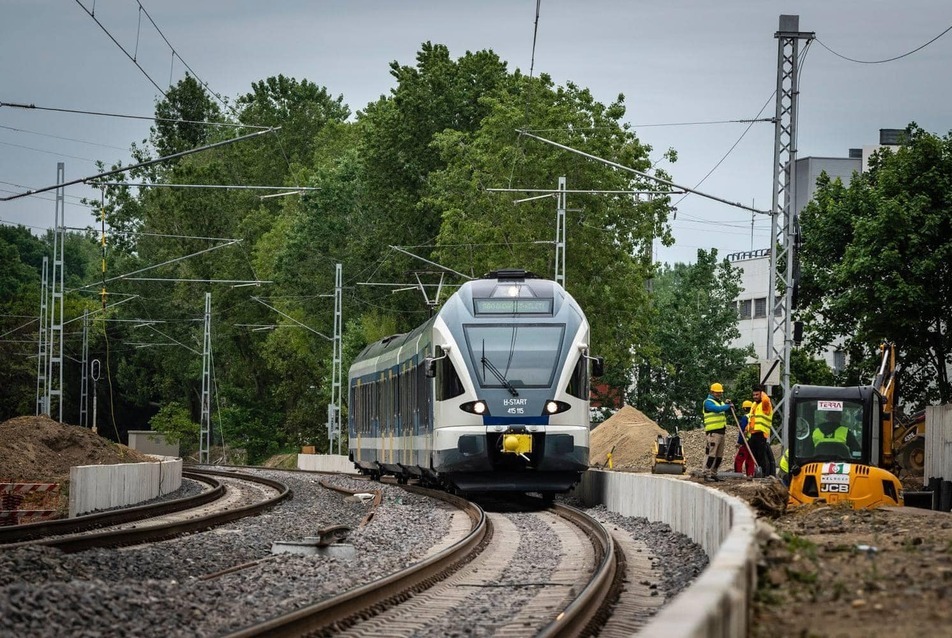 Autó helyett vonat – Folytatódhat a budapesti elővárosi vasutak fejlesztése