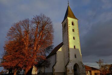 A Szent Márton templom, Mártonhely (Fotó: Graj Borut)