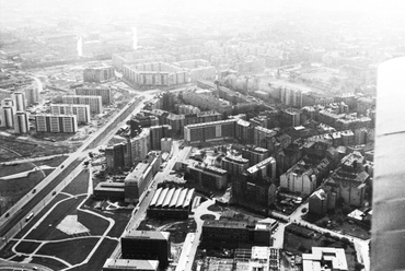 Légifotó Lágymányosról, balra az Irinyi József utca, előtérben a Műegyetem épületei., 1963., Forrás: Fortepan, Adományozó: MHSZ
