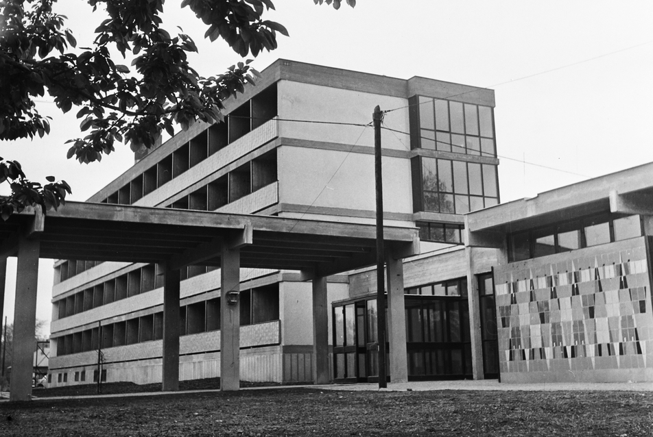 „Azok a 60-as, 70-es évek!” – közel 100 modern magyar épületet mutat be adatbázisában a MÉSZ
