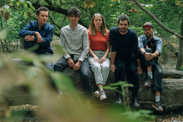 A magyar csapat (balról: Guba Sándor, Demeter László, Bodonyi Panni, Hámori Péter, Kovács Budha Tamás) photo © iambarnie.com