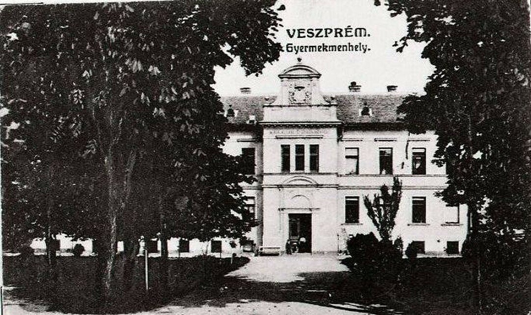 Forrás: Laczkó Dezső Múzeum