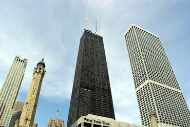 A John Hancock Tower (1976) Chicagoban - a szerkezeti innováció egyik jelképe (forrás: Chicago Architecture Foundation)