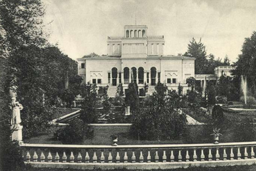 Ikervár, Batthyány kastély, 1920 körül, tervező: Ybl Miklós és Pollack Ágoston (képeslap)