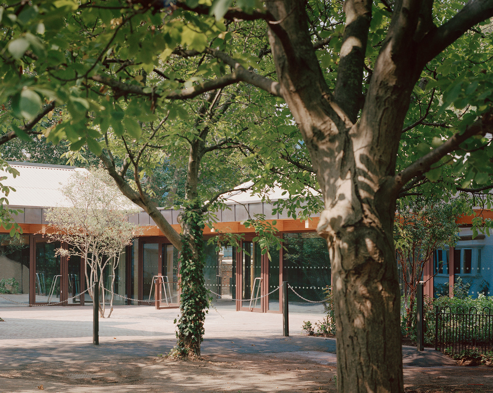 Sands End Arts & Community Centre – Építész: Mæ Architects – Fotó: Rory Gardiner