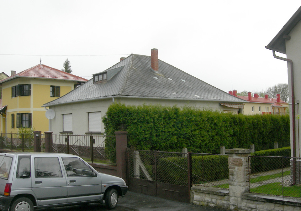 R36 családi ház – meglévő kockaház – tervező: Béres Építésziroda – fotó: Béres Attila