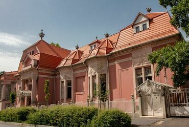 Historizáló elemeket is felvonultató szecessziós lakóház Kaposváron. Fotó: Bálint Imre