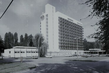 Balatonföldvár, Hotel Neptun, 1977. Forrás: Kádas Tibor, Fortepan, 84845
