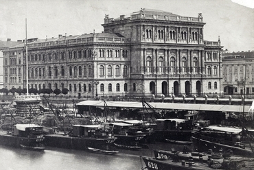 A Magyar Tudományos Akadémia. A felvétel 1880-1890 között készült. Fortepan - Budapest Főváros Levéltára. HU.BFL.XV.19.d.1.05.028
