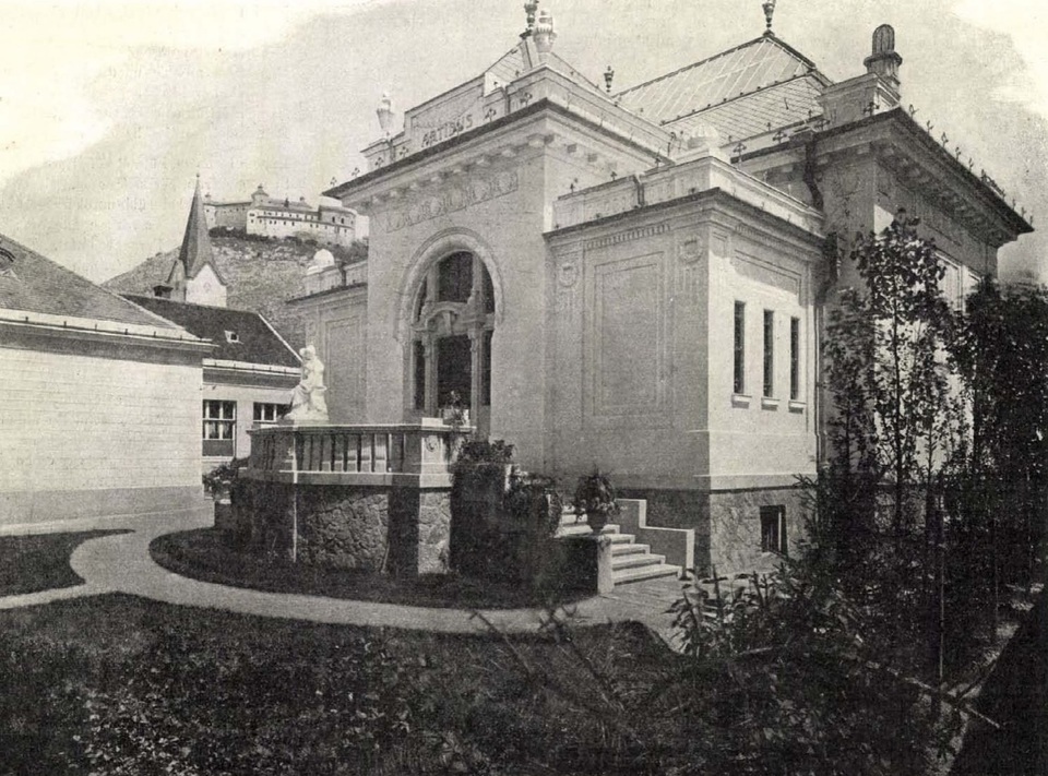 Krasznahorkaváralja, Lipová 122., 1909-ben, tervező: Hültl Dezső (Vasárnapi Újság)
