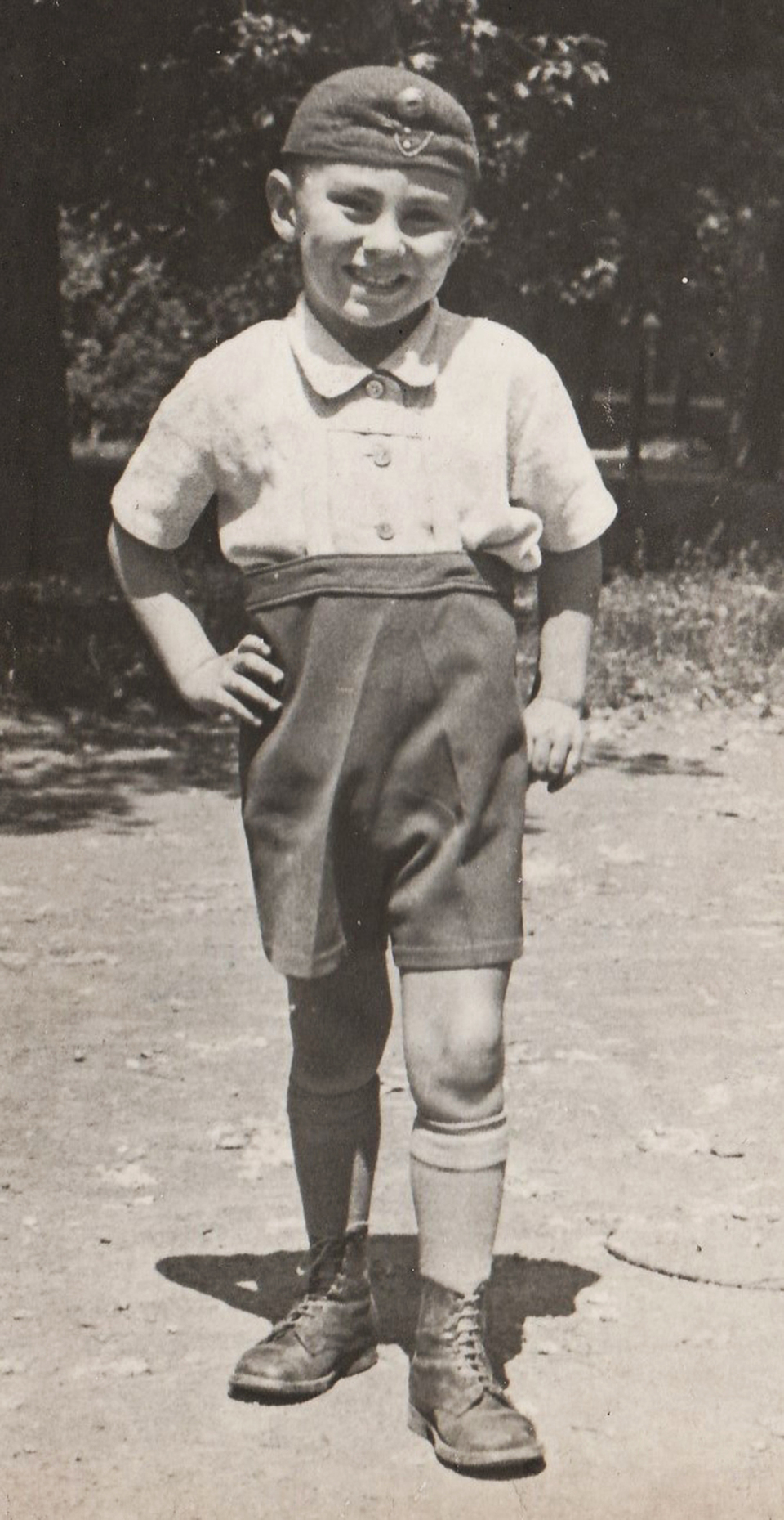 Meggyesi Tamás, 1944