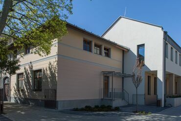 A Szalézi Tartományfőnökség épülete Óbudán, Tervező: Finta Stúdió, Vezető tervezők: Guczogi György DLA, Halvaksz Mónika, Fotók: Walton Eszter