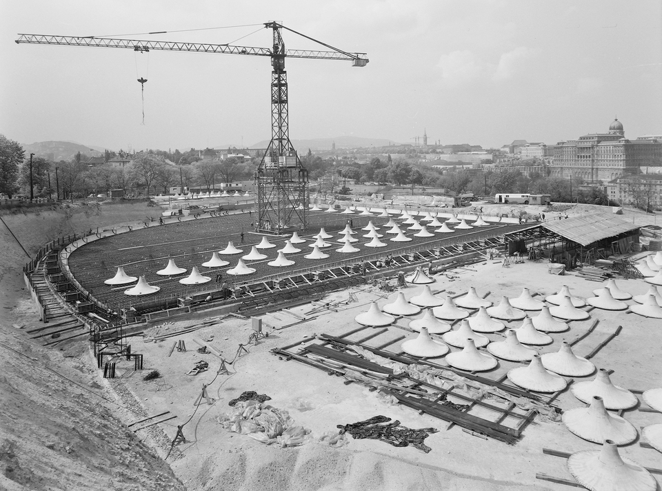 Budapest I. A gellérthegyi víztározó építése. (1977) Fortepan / Kádas Tibor