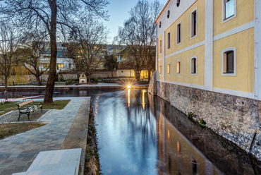 A második világháborút követően már csak raktárként használt épületben később turistaszálló kapott helyet, majd teljes felújítása után immár a háromcsillagos Hotel Gabriella szállóként működik.