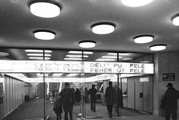 Batthyány tér, aluljáró a metróállomás bejárata előtt, 1972. Forrás: Fortepan / FÖMTERV