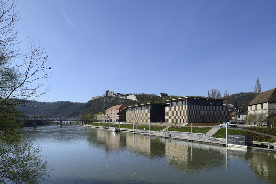 Besançon Art Center and Cité de la Musique, Franciaország / Kengo Kuma and Associates / Fotó: © Nicolas Waltefaugle