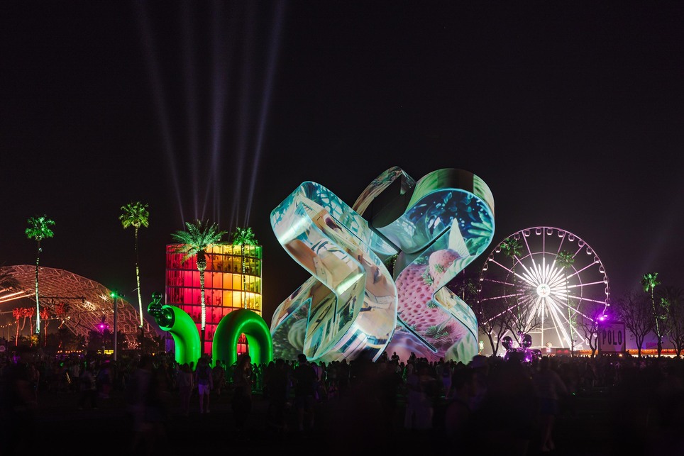 Güvenç Özel: Holoflux - Coachella Valley Music and Arts Festival 2023. Fotó: Lance Gerber, forrás: Coachella