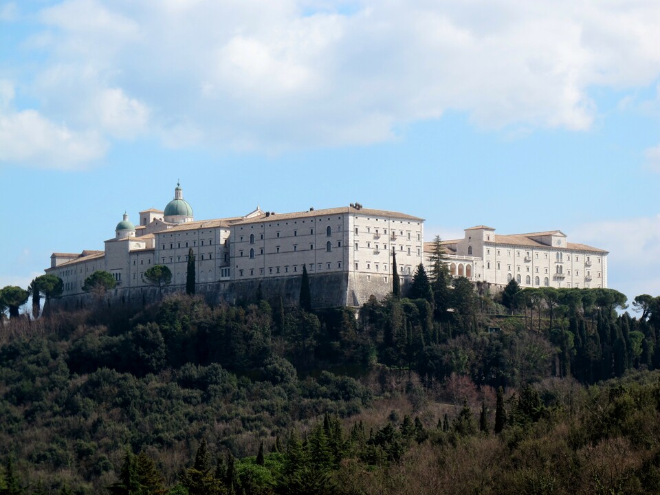 Monte Cassino. Forrás: Wikimedia Commons / pietro scerrato