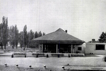 Balatonfüred, halászkert étterem. Forrás: Magyar Építőművészet 15 (1966) 1, 38-41.
