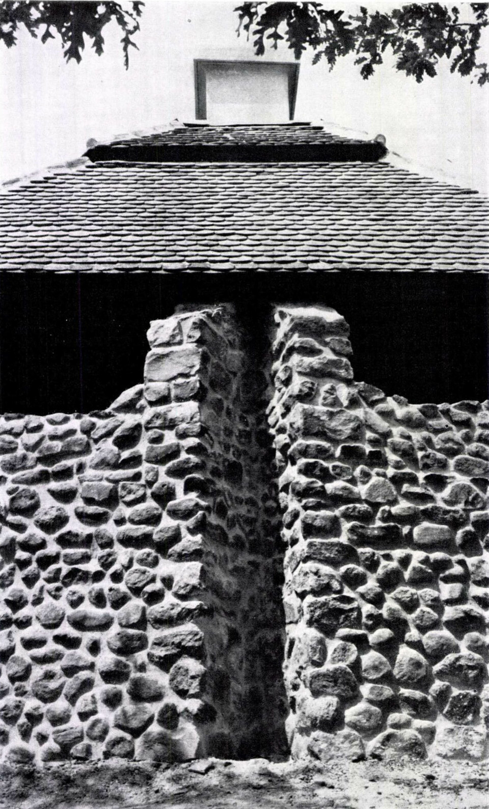 Balatonszepezd, egykori SZÖVOSZ üdülő épületei. Forrás: Magyar Építőművészet 17 (1968) 1, 40-43.