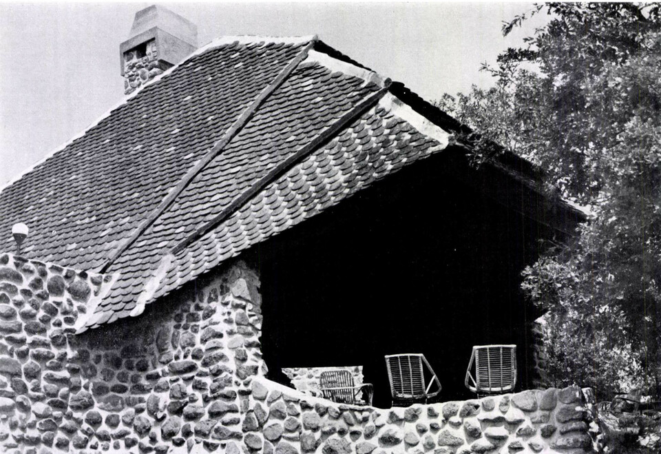 Balatonszepezd, egykori SZÖVOSZ üdülő épületei. Forrás: Magyar Építőművészet 17 (1968) 1, 40-43.
