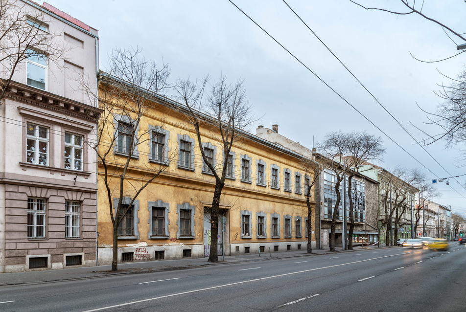 Úgy maradt… Budapest első hajléktalanszállójának története