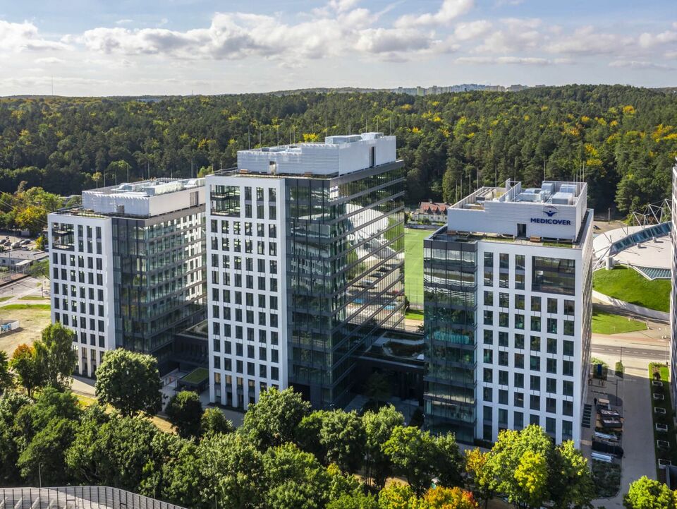 3T Office Park, Gdynia, Lengyelország – Alkalmazott rendszerek: MB-86 SI, MB-SR50N HI, MB-SR60N EFEKT, MB-70HI Casement – forrás: Aluprof