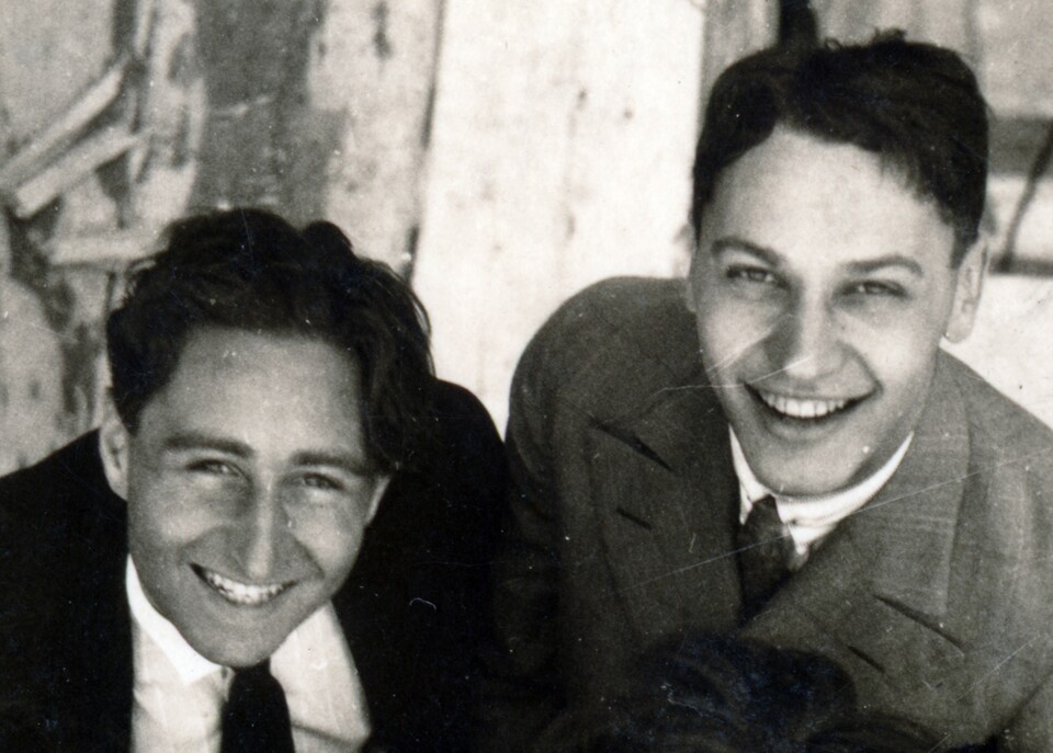 Építészek az állványzaton: balról Révész Zoltán és Körner József az 1930-as évek első felében. Fortepan/Preisich-család