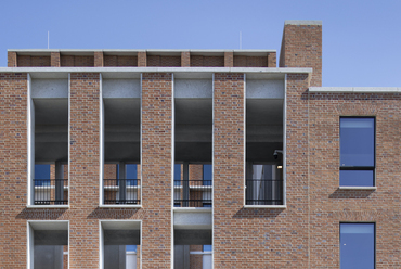 „Working together" kategóriagyőztes. Grafton Architects és O´Mahony Pike Architects – Electricity Supply Board of Ireland irodaház. Forrás: Brick Award / Wienerberger
