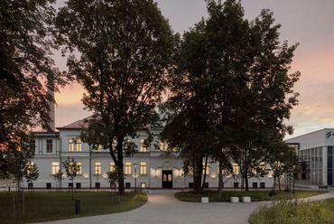 Acticity Tánc és Mozgásművészeti Központ, Veszprém. Építészet: Gall és Társai Építésziroda Kft. Fotó: Danyi Balázs
