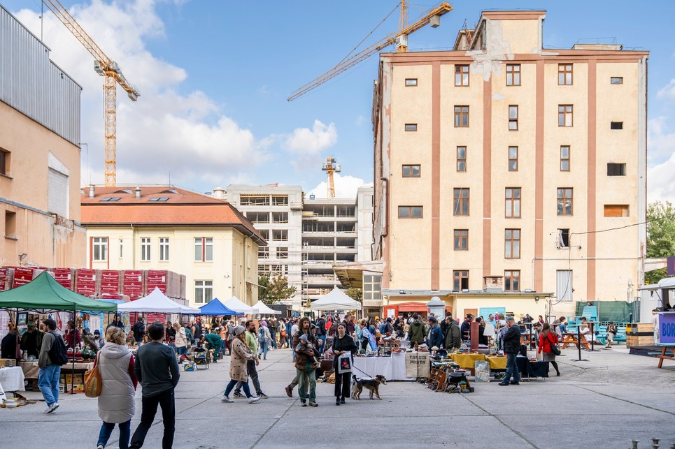 Hengermalom, egy kulturális és közösségi központtá alakított egykori malom Budapesten a Valyótól. Fotó (c) Valyo. Forrás: Cooperative City