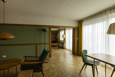 Étkező és nappali. Fotó: Bettina Frenzel. Forrás: Margarete Schütte-Lihotzky Zentrum
