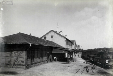 Józsefvárosi pályaudvar. A felvétel 1890 után készült. Forrás: Fortepan / Budapest Főváros Levéltára. Levéltári jelzet: HU.BFL.XV.19.d.1.07.093

