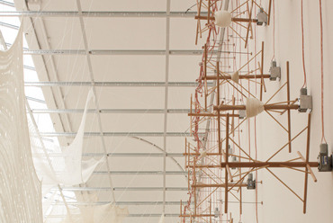1.  ´Unraveling: New Spaces