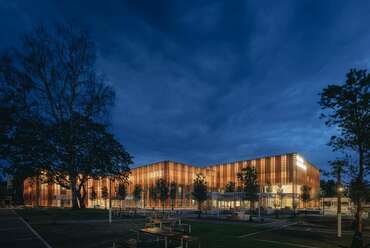 Pelgulinna Gymnasium, Tallinn. Építészet: Arhitekt Must. Fotó: Tonu Tunnel
