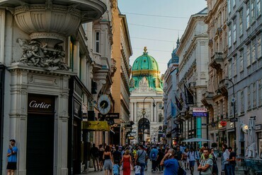 Bécs.

Fotó: Anna Hunko / Unsplash
