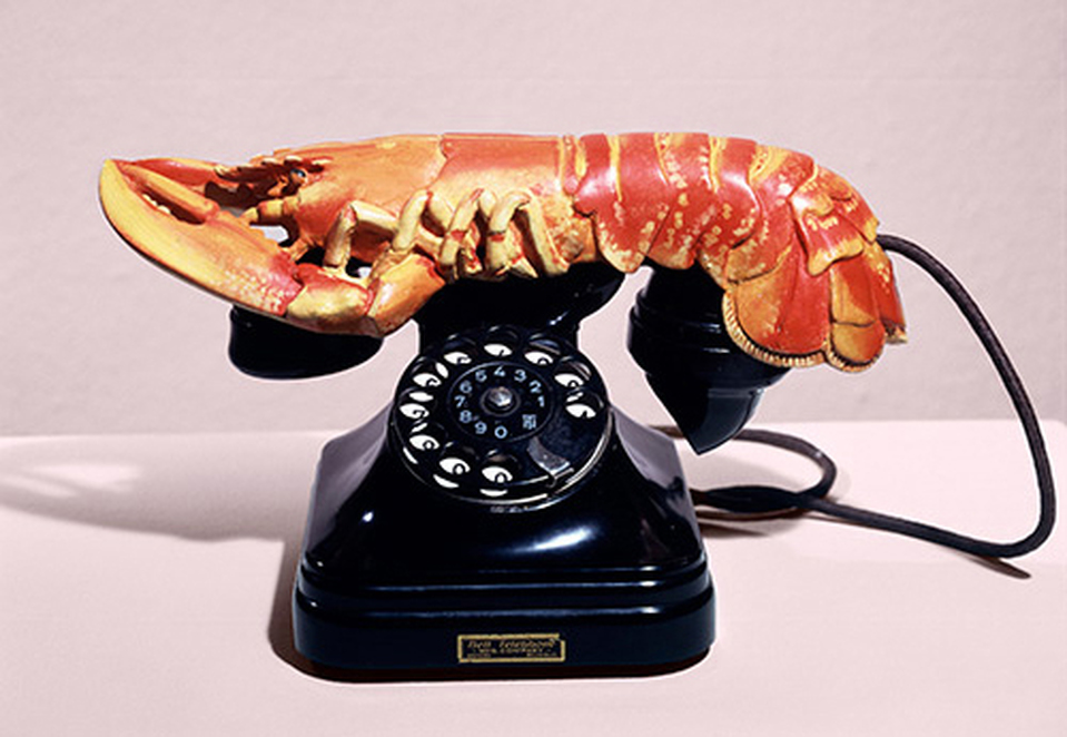 Salvador Dali: Aphrodisiac Telephone, 1936. Forrás: Point Supreme
