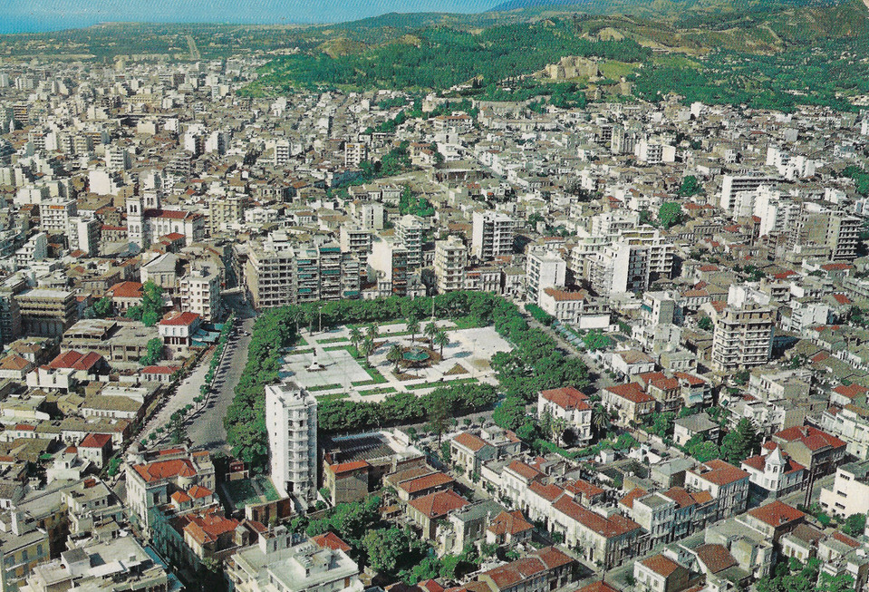 Patras, képeslap. Forrás: Point Supreme
