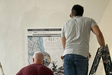 A BETEKINTÉS c. kiállítás a megnyitó napján. Forrás: BME Középülettervezési Tanszék
