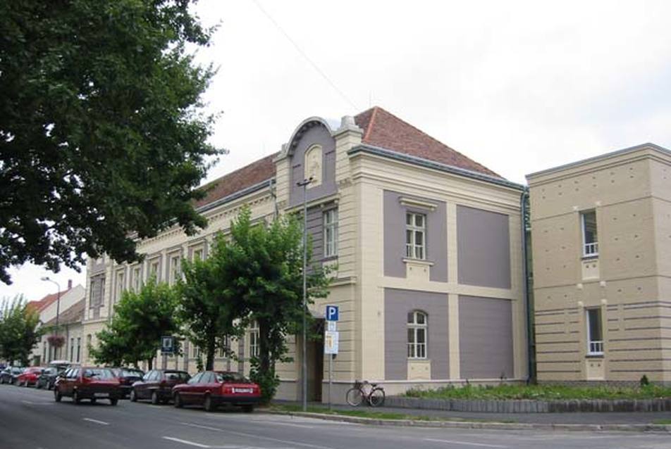 Városi bíróság bővítése és átalakítása, Keszthely