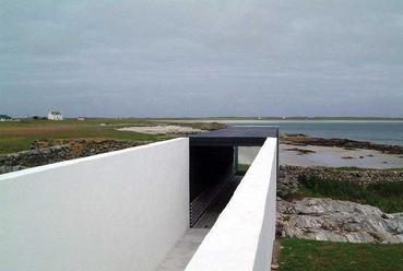 An Turas Ferry Shelter, Isle of Tiree, Egyesült Királyság, Sutherland Hussey Architects / Charlie Sutherland, Charlie Hussey,  Fotó: Donald Urguhart