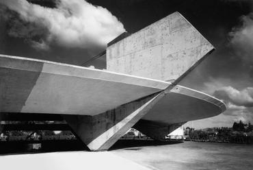 Serra Dourada stadion, Goiânia, Goiás, Brazília, 1973. Fotó: Paulo Mendes da Rocha