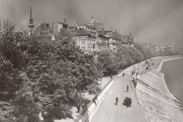 A budai Duna-part a Várral (ismeretlen felvétele, 1938) forrás: MNM Történeti Fényképtár
