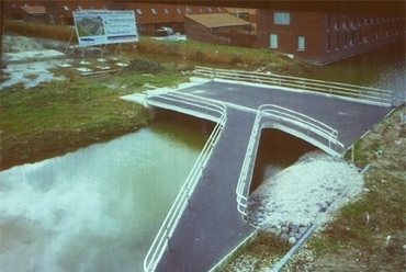az 50 db csatornán átívelő közúti híd projektje