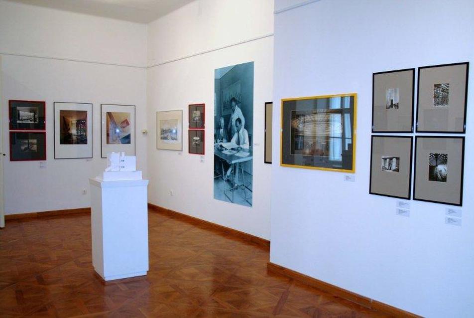 Fény és forma – Modern építészet és fotó 1927–1950 — kiállítás Győrben