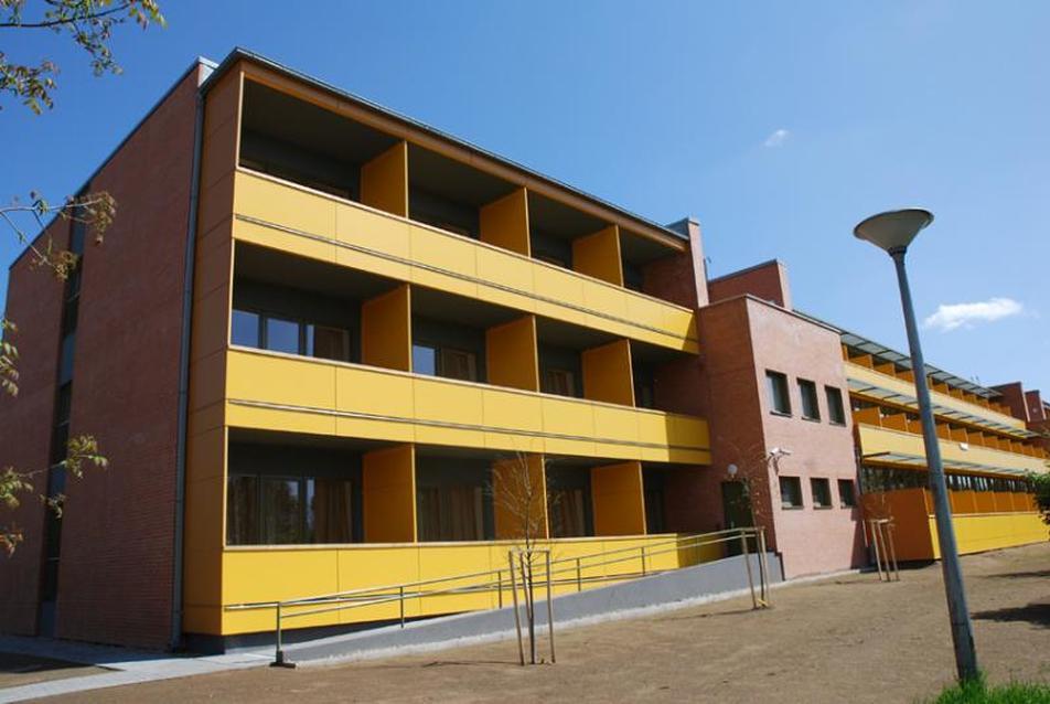 Eötvös József Főiskola kollégium, Baja