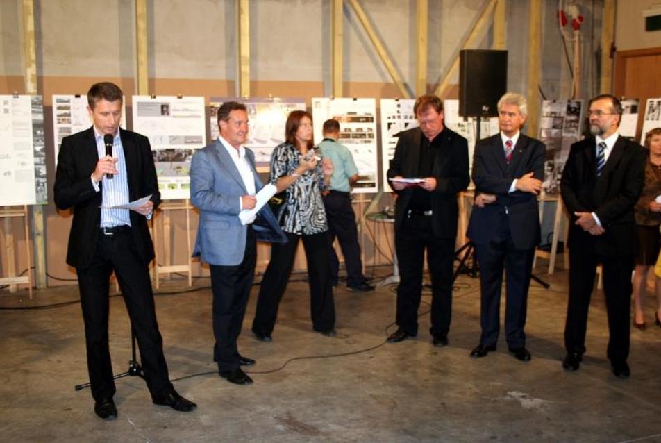 Gunther Zsolt megnyitja a Kulturterek c. kiállítást